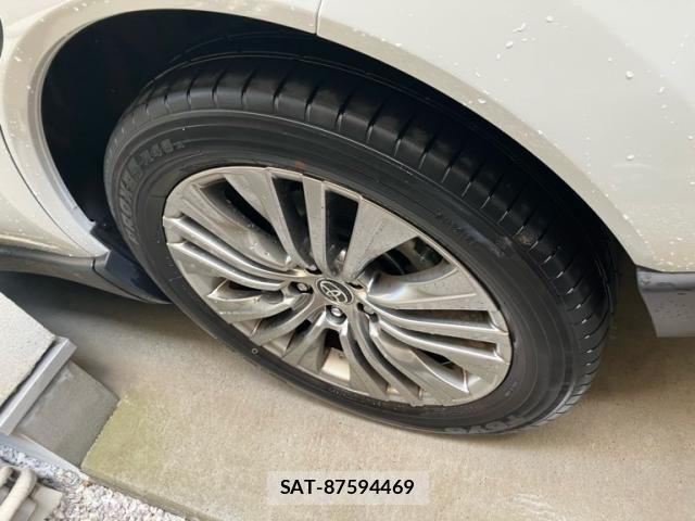 Toyota HARRIER 2023-10 8130325-7