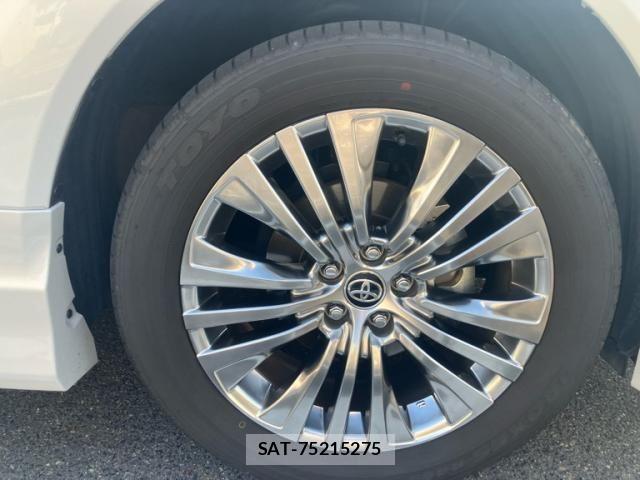 Toyota HARRIER 2024-01 8130320-5