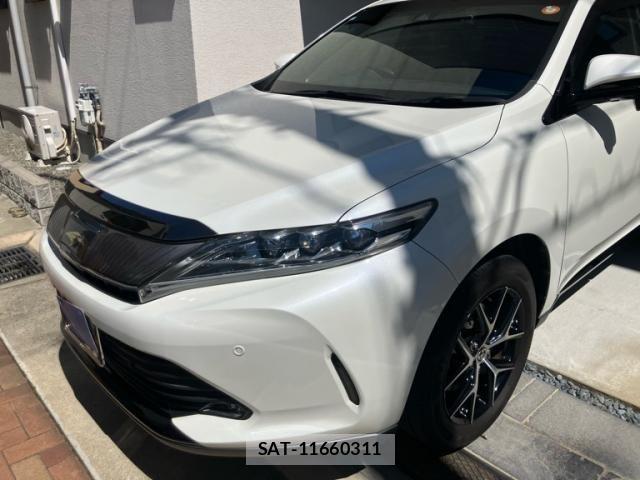 Toyota HARRIER 2019-11 8145866-0