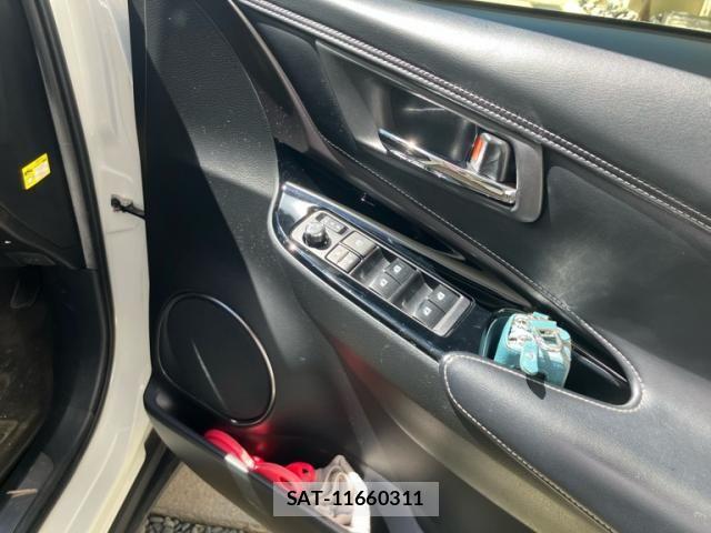 Toyota HARRIER 2019-11 8145866-14