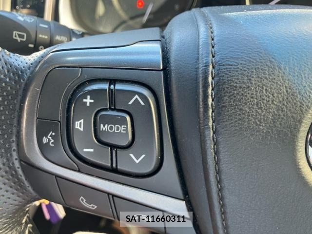 Toyota HARRIER 2019-11 8145866-16