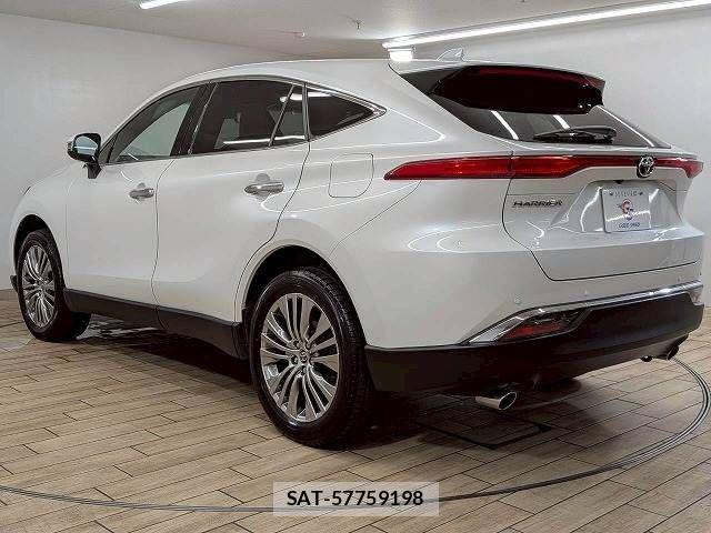Toyota HARRIER 2023-06 8145860-15