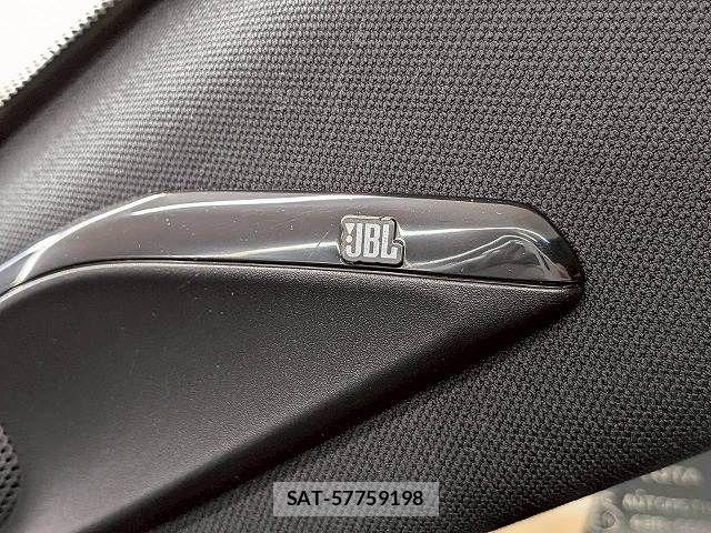 Toyota HARRIER 2023-06 8145860-7
