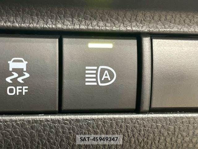 Toyota HARRIER 2023-08 8145858-8