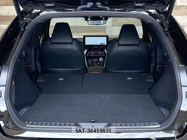 Toyota HARRIER 2023-11 8145859-13