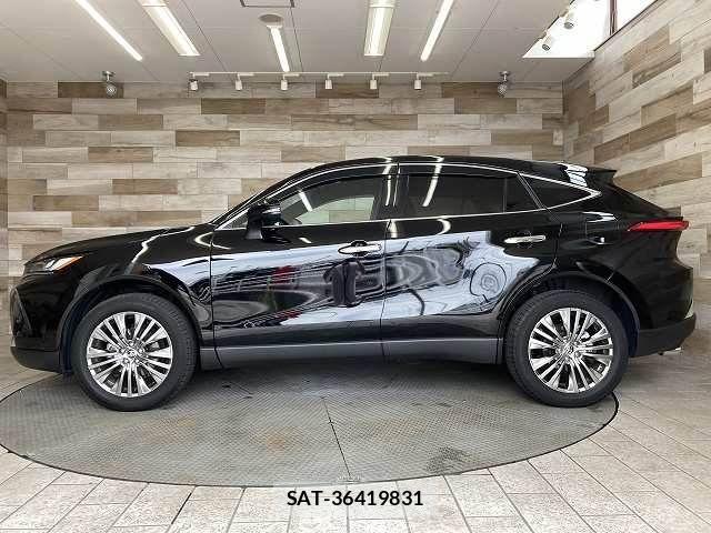 Toyota HARRIER 2023-11 8145859-15