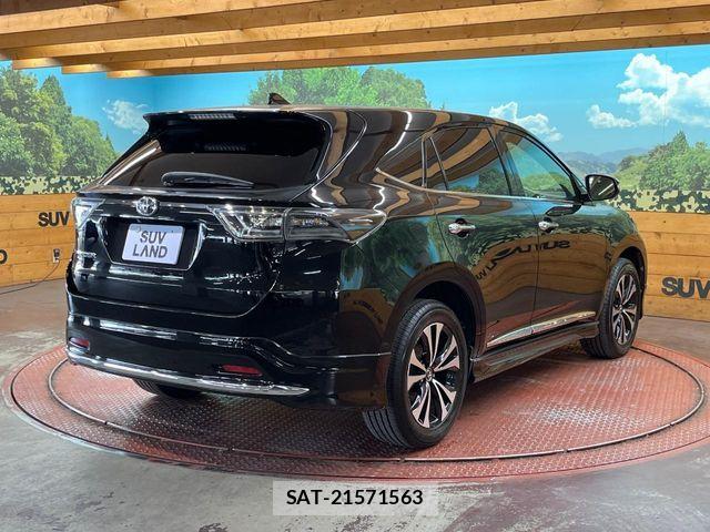 Toyota HARRIER 2017-03 8145869-16