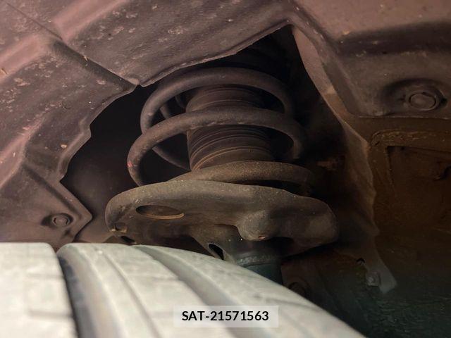 Toyota HARRIER 2017-03 8145869-19
