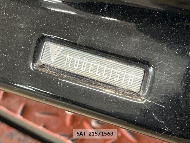 Toyota HARRIER 2017-03 8145869-2