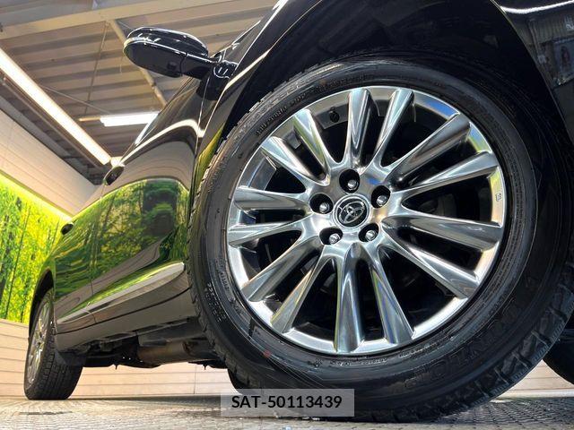 Toyota HARRIER 2014-04 8145868-12