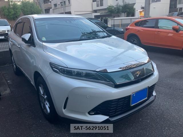 Toyota HARRIER 2017-12 8145870-1