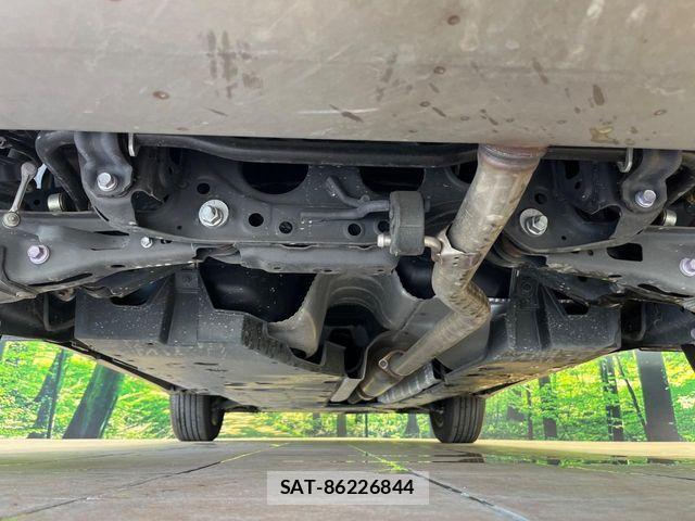 Toyota HARRIER 2021-05 8158517-18