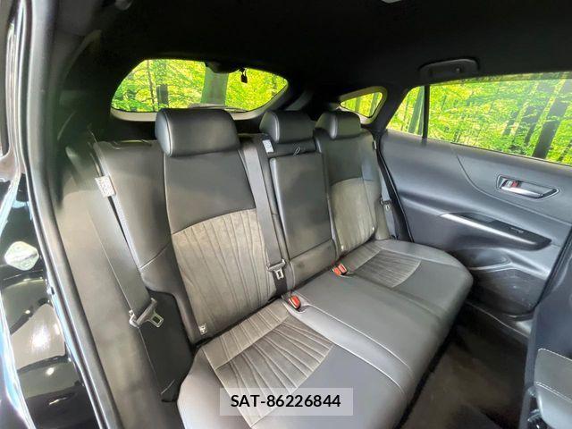Toyota HARRIER 2021-05 8158517-8
