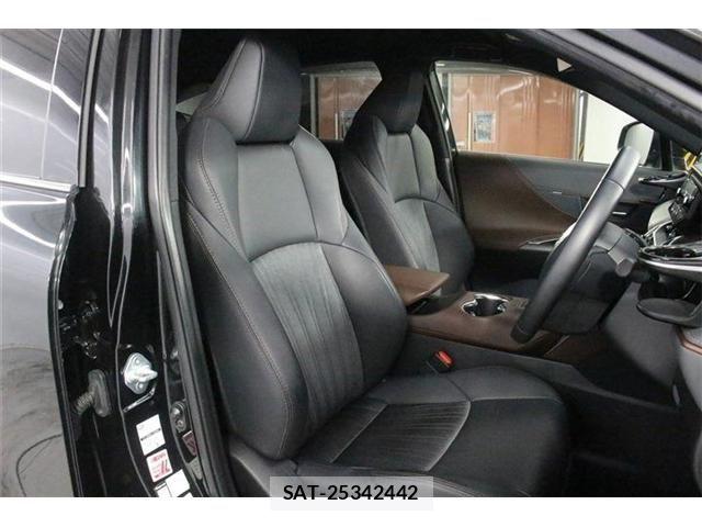Toyota HARRIER 2021-02 8158522-28