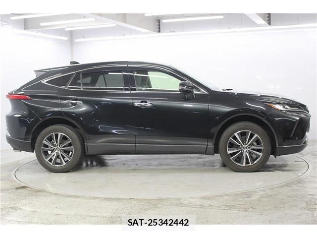 Toyota HARRIER 2021-02 8158522-5
