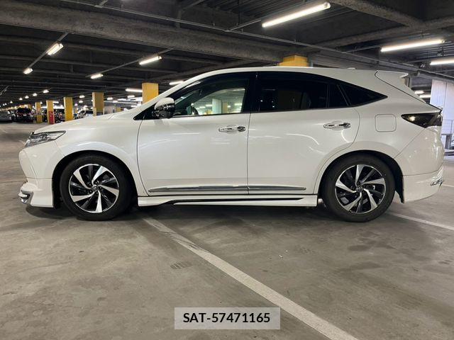 Toyota HARRIER 2017-10 8158523-7