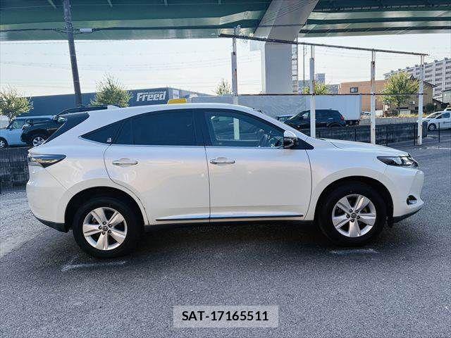 Toyota HARRIER 2016-04 8158524-16