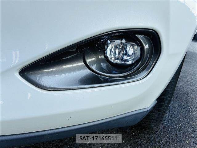 Toyota HARRIER 2016-04 8158524-23