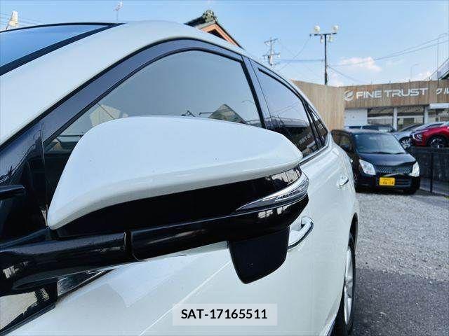 Toyota HARRIER 2016-04 8158524-25