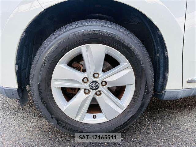 Toyota HARRIER 2016-04 8158524-29