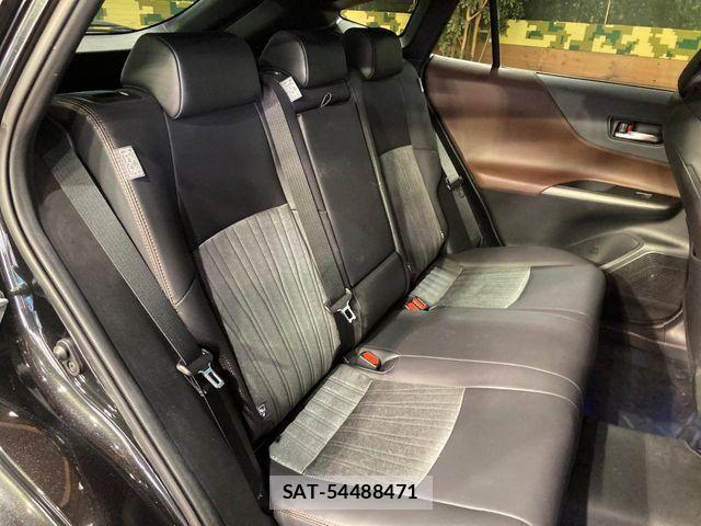 Toyota HARRIER 2023-08 8207689-9