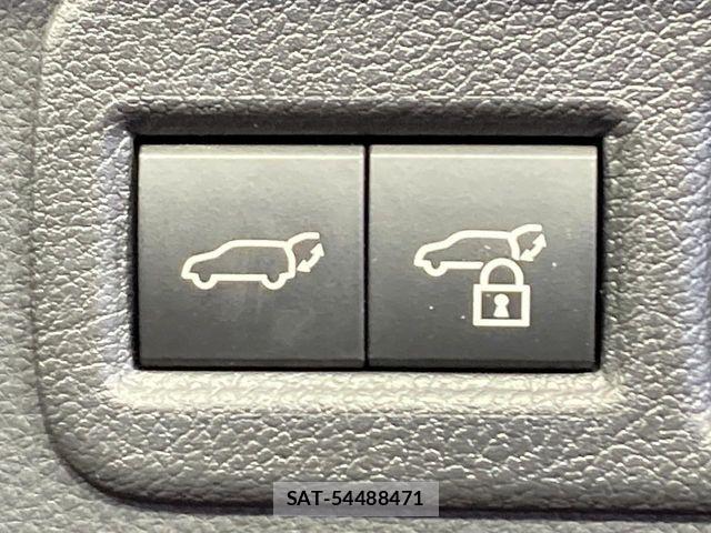 Toyota HARRIER 2023-08 8207689-6