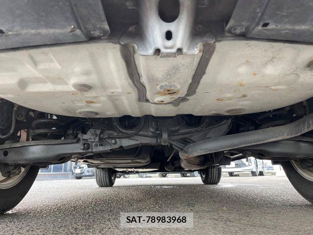 Toyota HARRIER 2017-12 8207717-18