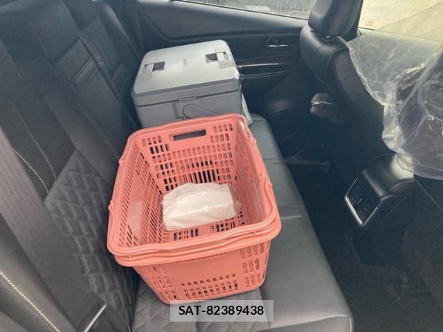 Toyota HARRIER 2015-08 8207726-19
