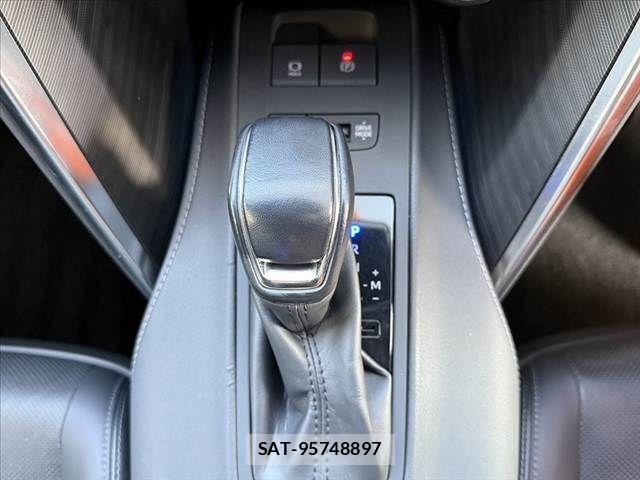 Toyota HARRIER 2021-01 8207690-26