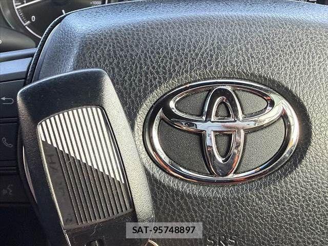 Toyota HARRIER 2021-01 8207690-6
