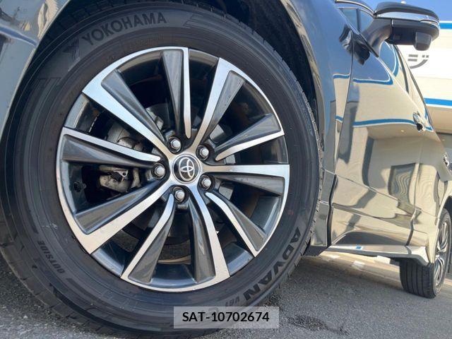 Toyota HARRIER 2021-08 8207713-13