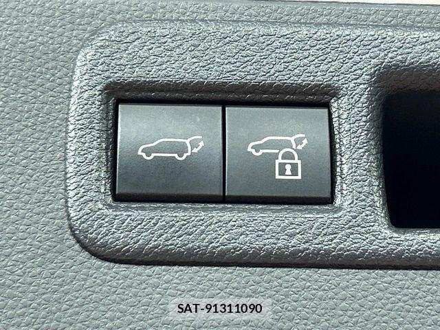 Toyota HARRIER 2023-11 8207692-6