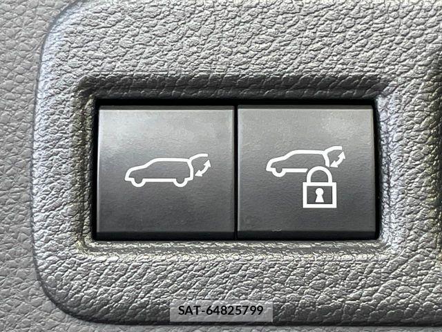 Toyota HARRIER 2021-03 8207705-6