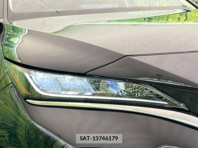 Toyota HARRIER 2023-07 8207710-11