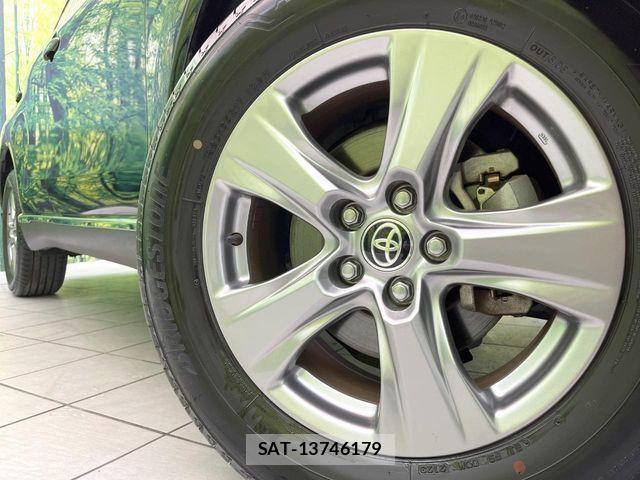 Toyota HARRIER 2023-07 8207710-12