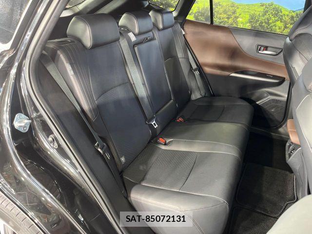 Toyota HARRIER 2021-02 8207708-9