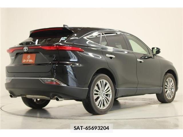Toyota HARRIER 2021-02 8207702-12