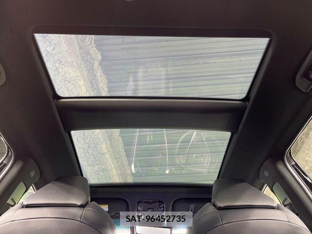 Toyota HARRIER 2024-05 8207685-1
