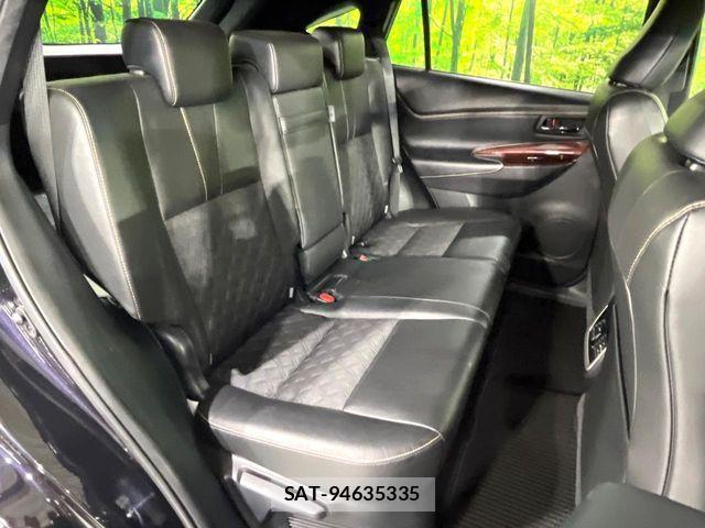 Toyota HARRIER 2017-02 8207718-9