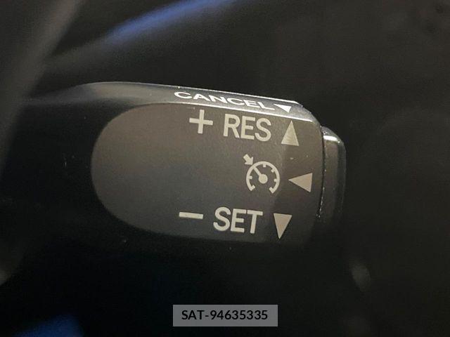Toyota HARRIER 2017-02 8207718-6