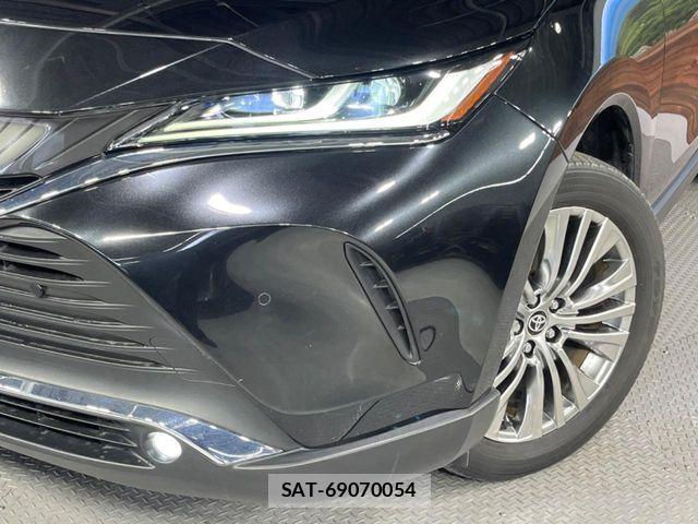 Toyota HARRIER 2021-05 8207701-12