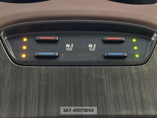 Toyota HARRIER 2021-05 8207701-6
