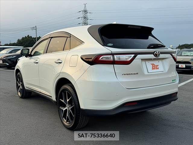 Toyota HARRIER 2019-09 8207711-12