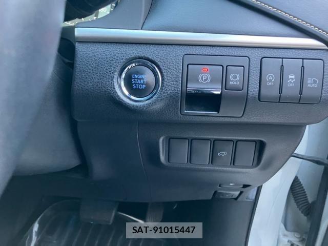 Toyota HARRIER 2017-06 8207715-16
