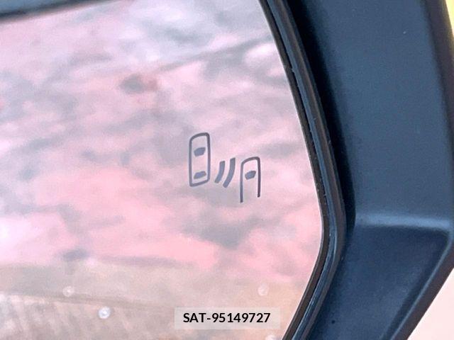 Toyota HARRIER 2024-04 8207691-4