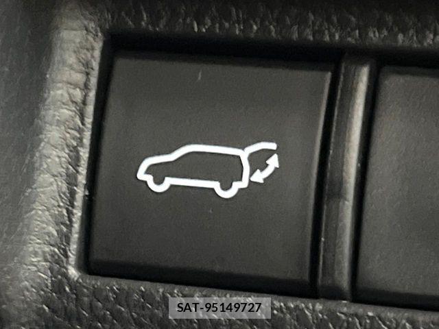 Toyota HARRIER 2024-04 8207691-6
