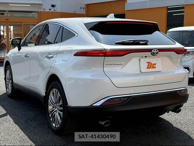 Toyota HARRIER 2022-06 8207696-12