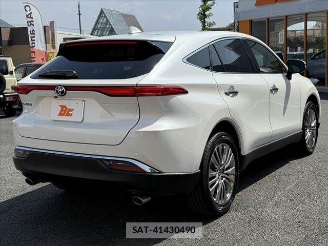 Toyota HARRIER 2022-06 8207696-14