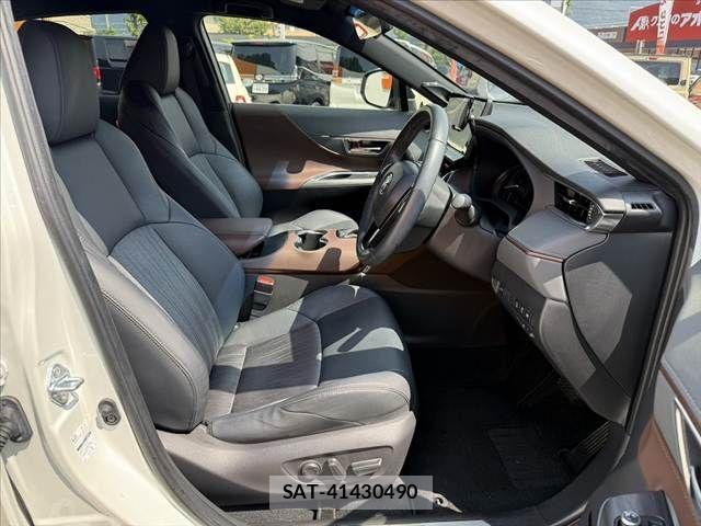 Toyota HARRIER 2022-06 8207696-15