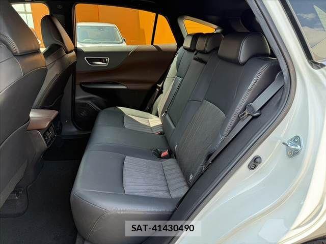Toyota HARRIER 2022-06 8207696-17
